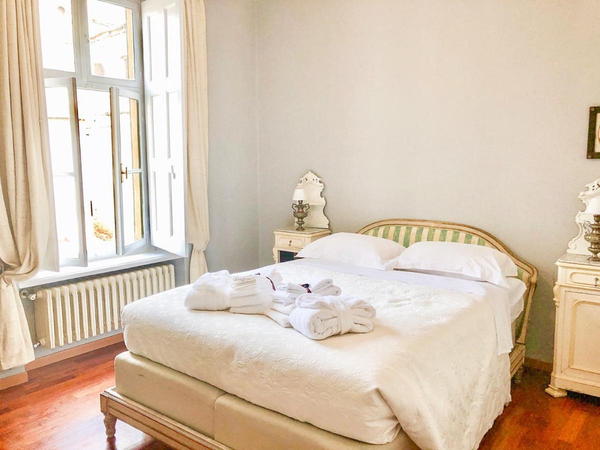 Bed and Breakfast Palazzo Sismonda Corneliano d'Alba Pokój zdjęcie