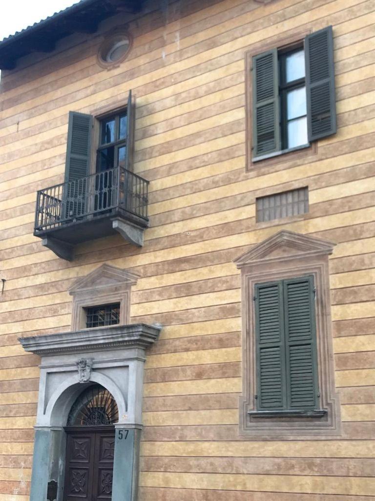 Bed and Breakfast Palazzo Sismonda Corneliano d'Alba Zewnętrze zdjęcie