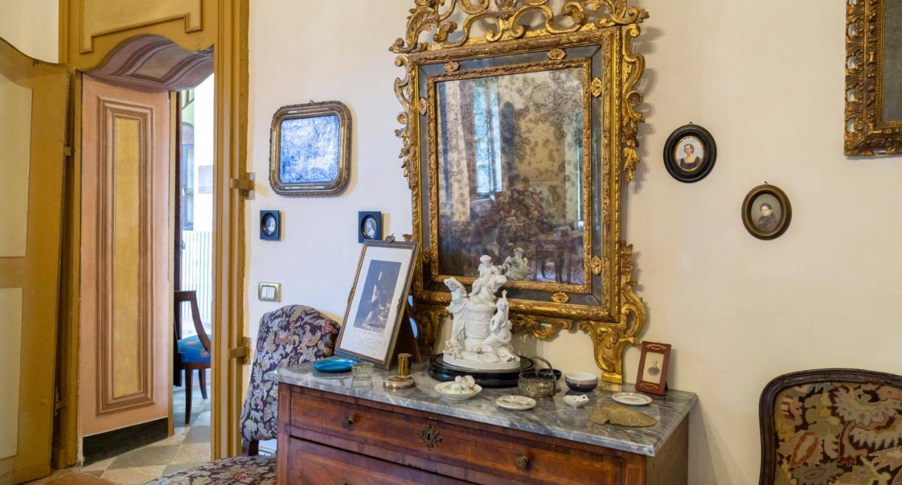 Bed and Breakfast Palazzo Sismonda Corneliano d'Alba Zewnętrze zdjęcie