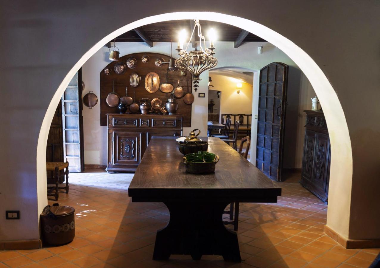 Bed and Breakfast Palazzo Sismonda Corneliano d'Alba Zewnętrze zdjęcie